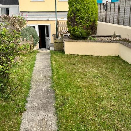 Pet Friendly Cottage Pool Экстерьер фото
