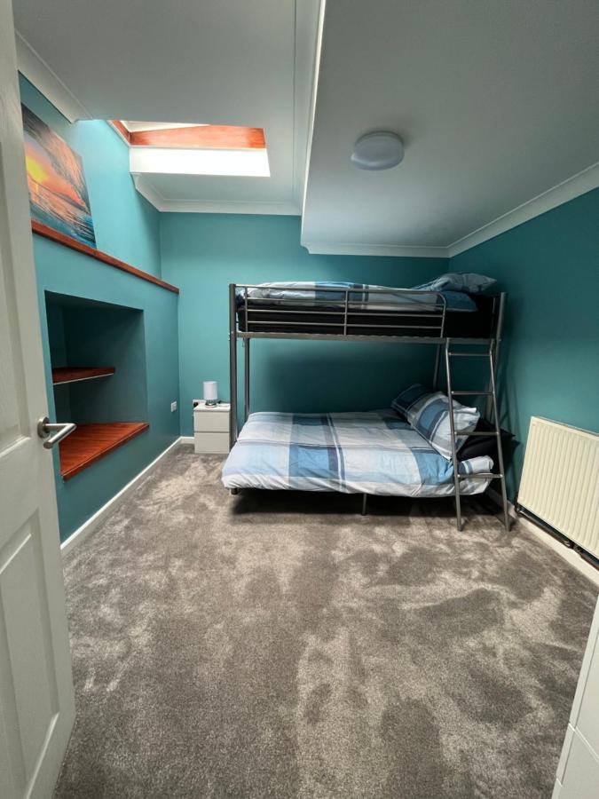 Pet Friendly Cottage Pool Экстерьер фото